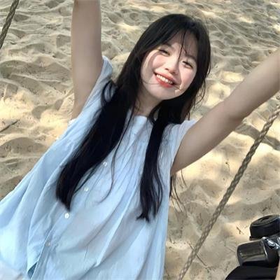 伴游女王