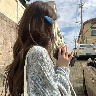 闭上眼睛活着很容易